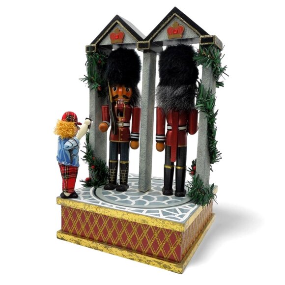 Rare BOMBAY Changing of the Guard 2007 Animated Nutcracker Musical 14" - As Is - Picture 8 of 10
